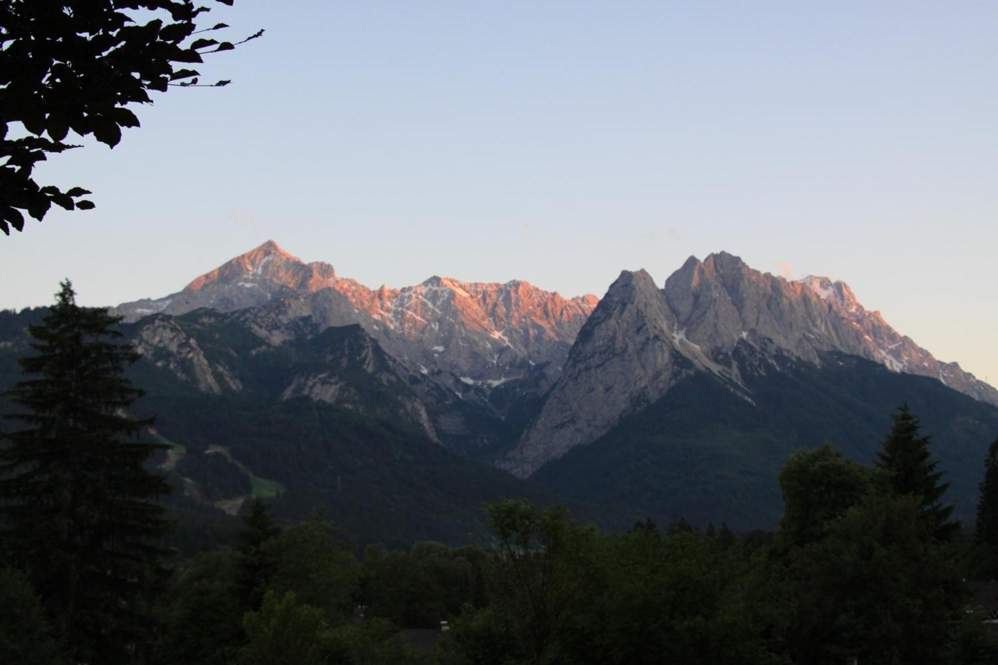 Ferienwohnung Almhuettenweg Dreitorspitze Garmisch-Partenkirchen Exterior foto
